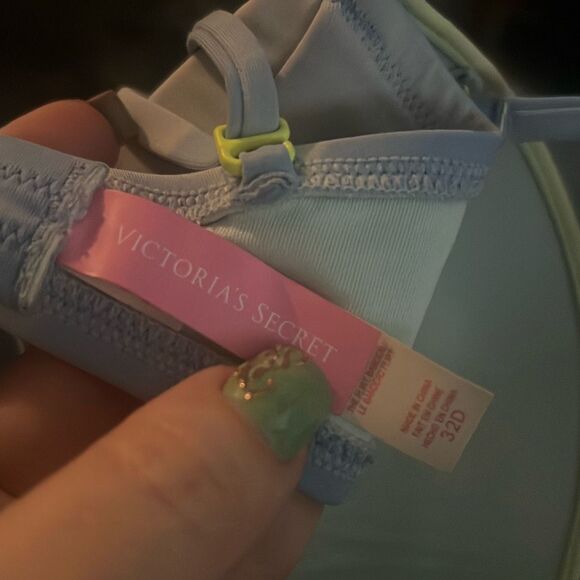 ✨Victoria's Secret Blue/Lime Colorblock Bikini Sz 32D Top✨ - Picture 11 of 11